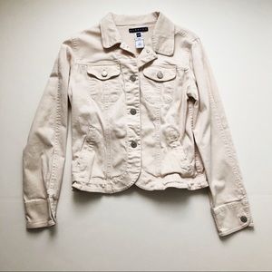 Cream colored stretch casual jacket from the GAP